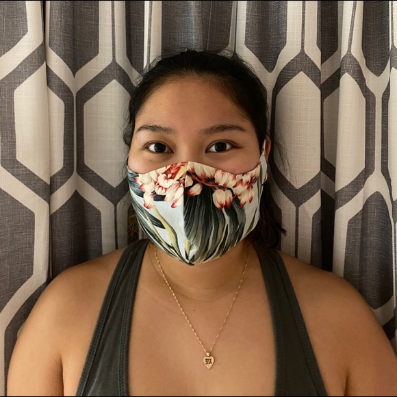 HAWAII Face Mask w/Filter 3-Layer Reusable - Picture 7 of 8